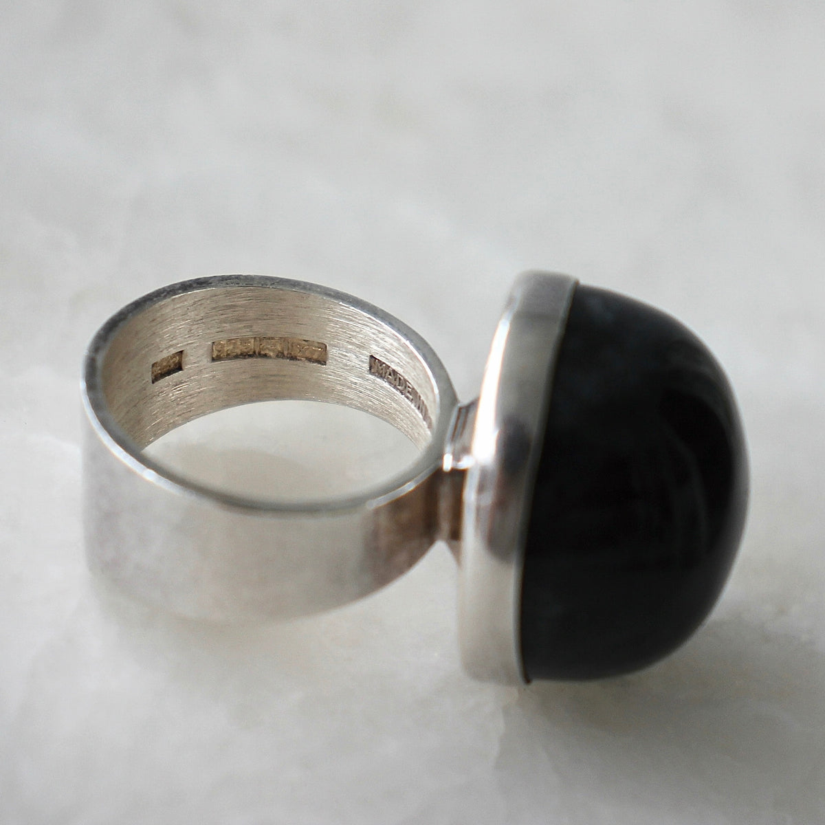 Valon Ring