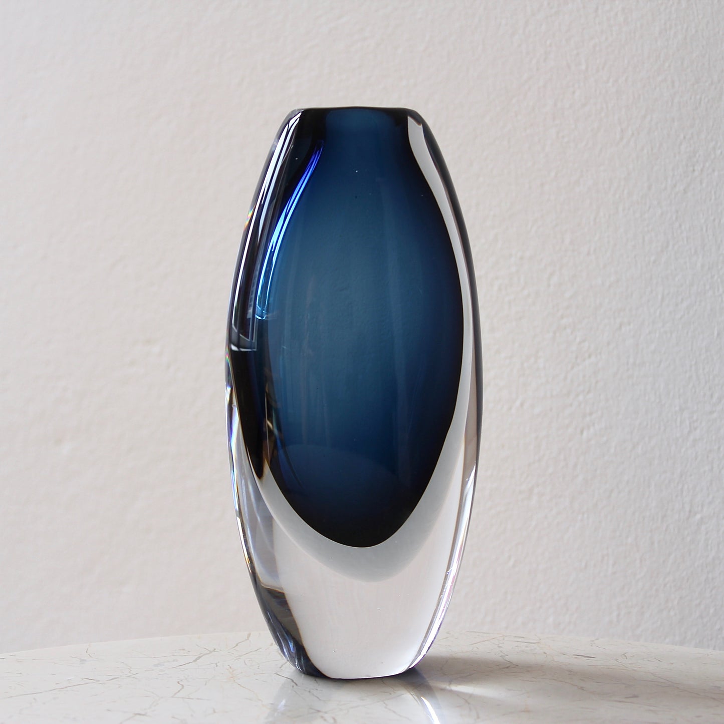 Vicke Lindstrand Vase