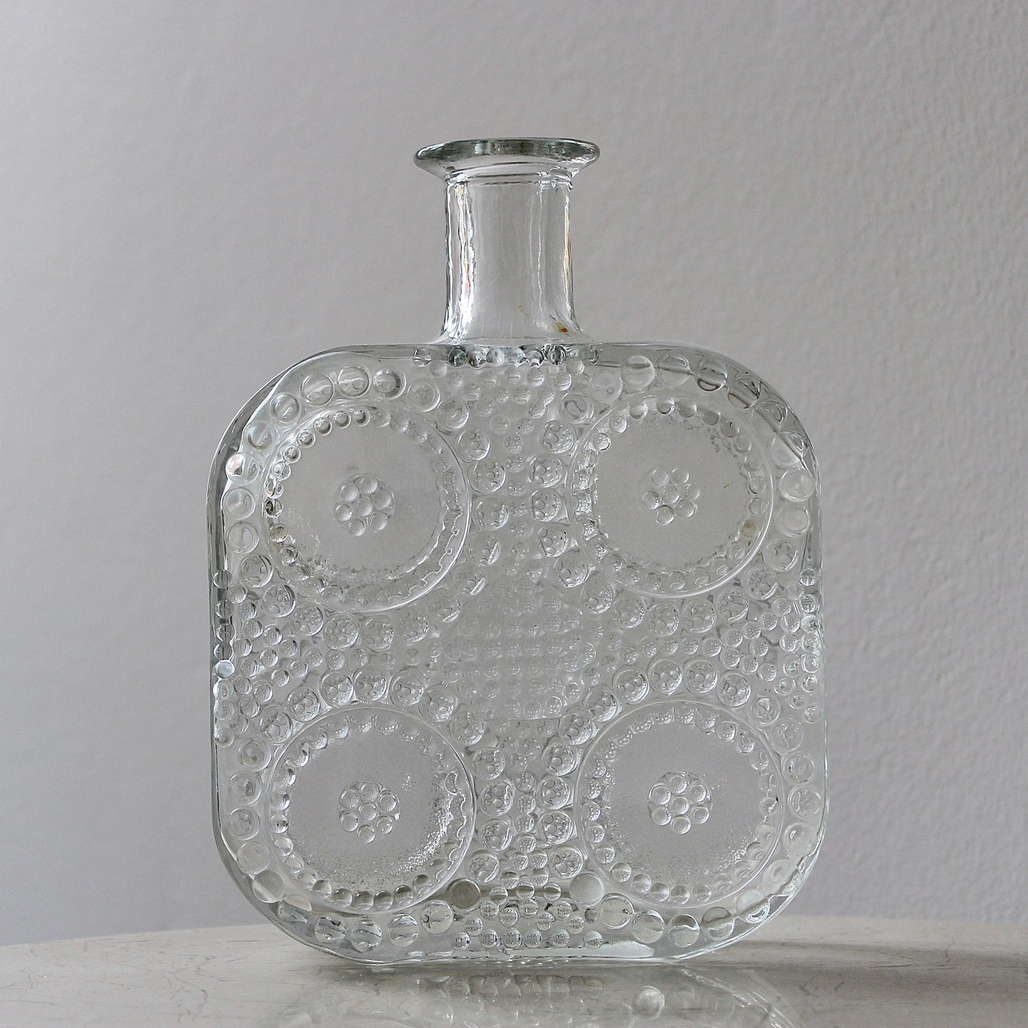 Nanny Still Vase