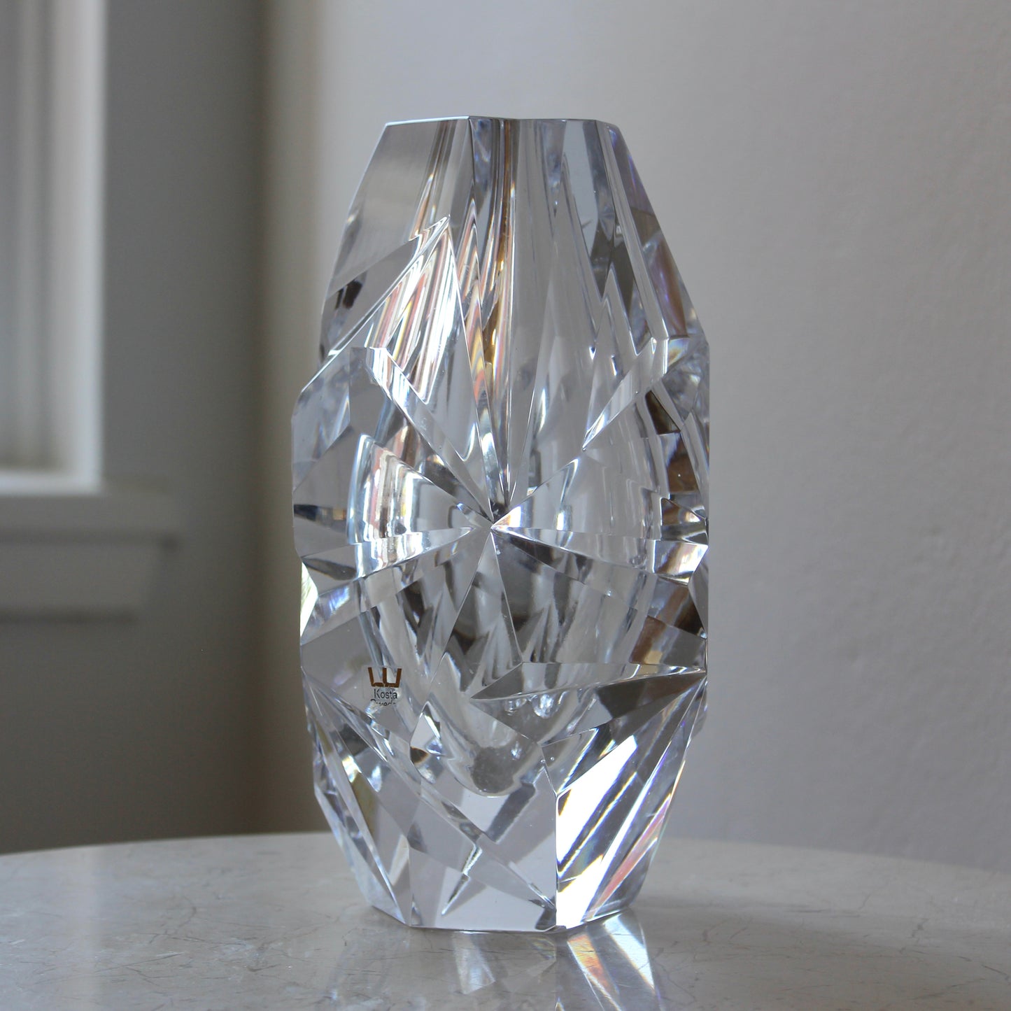 Vicke Lindstrand Vase