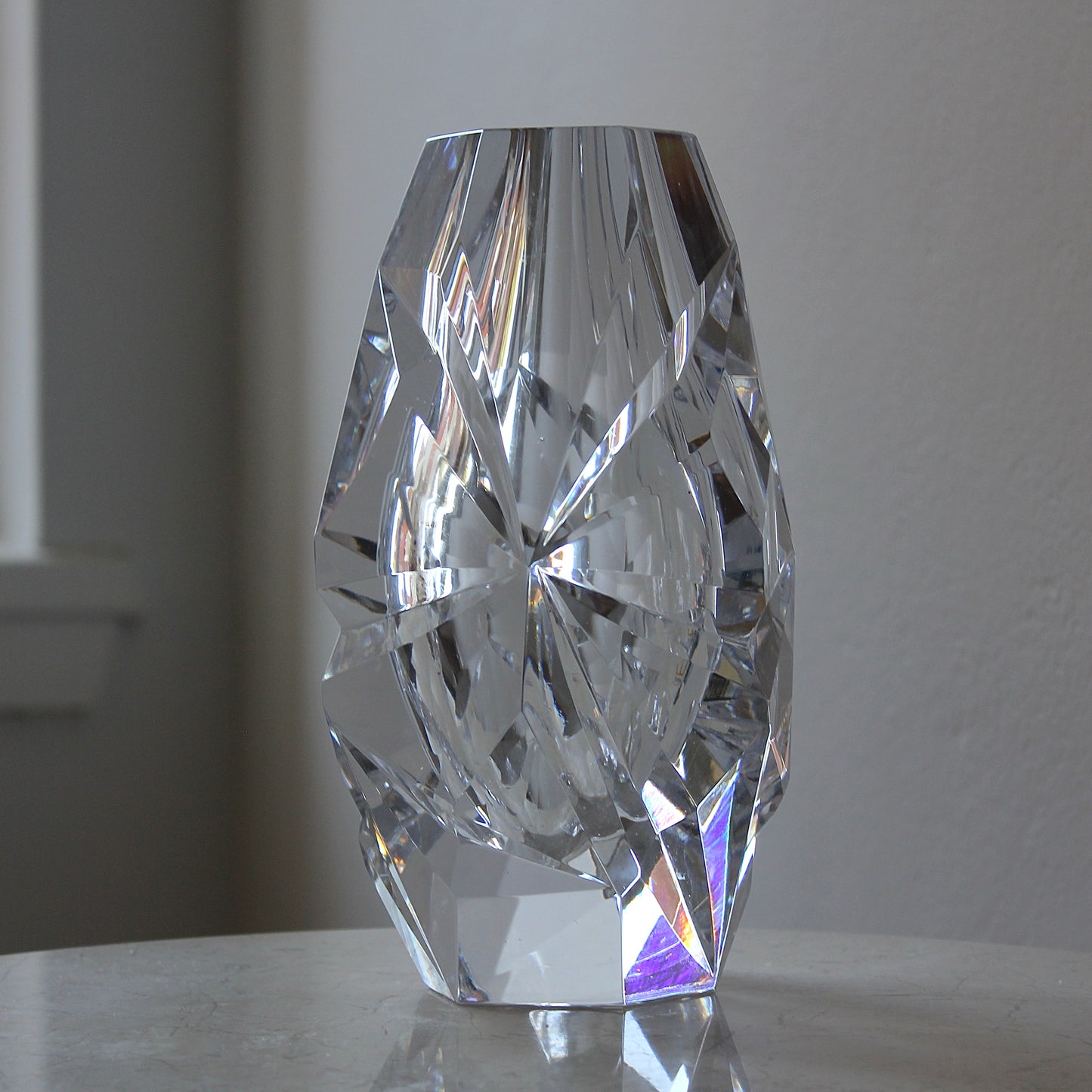 Vicke Lindstrand Vase