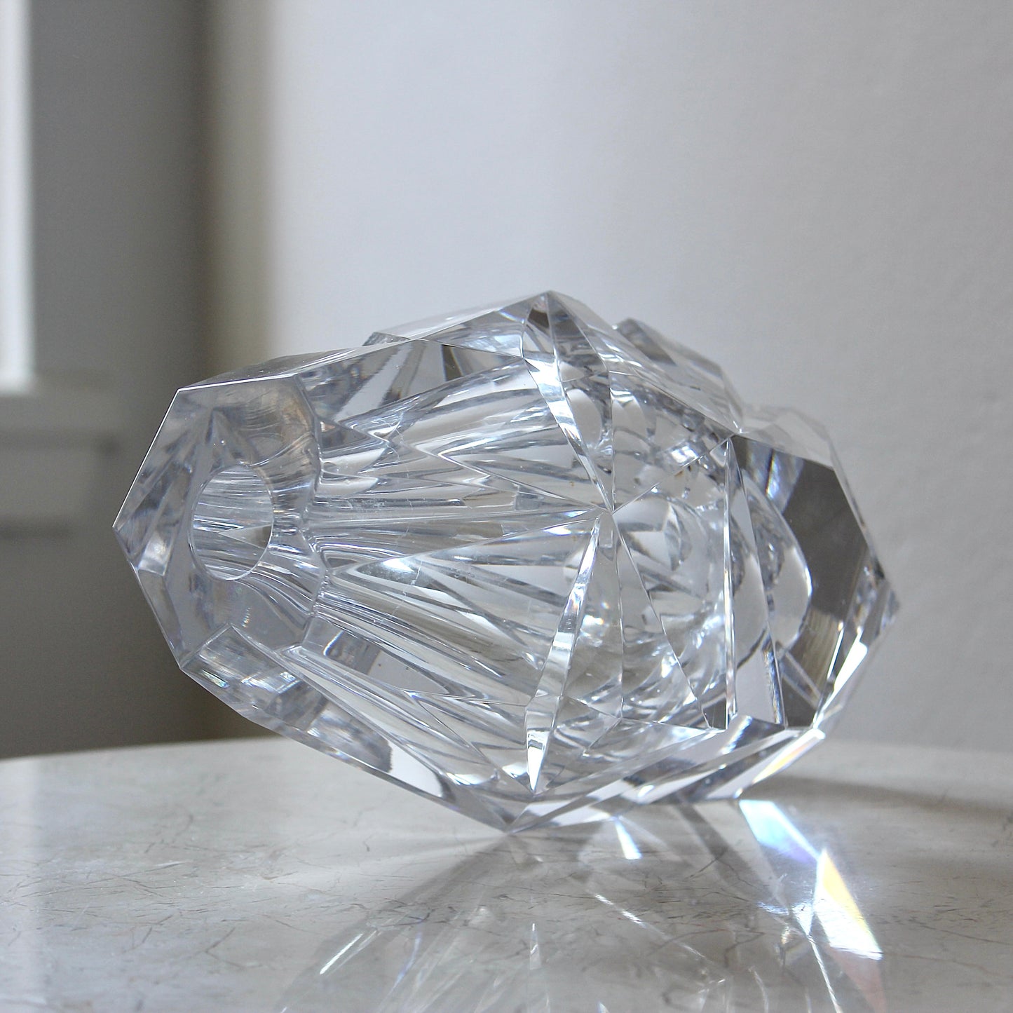 Vicke Lindstrand Vase