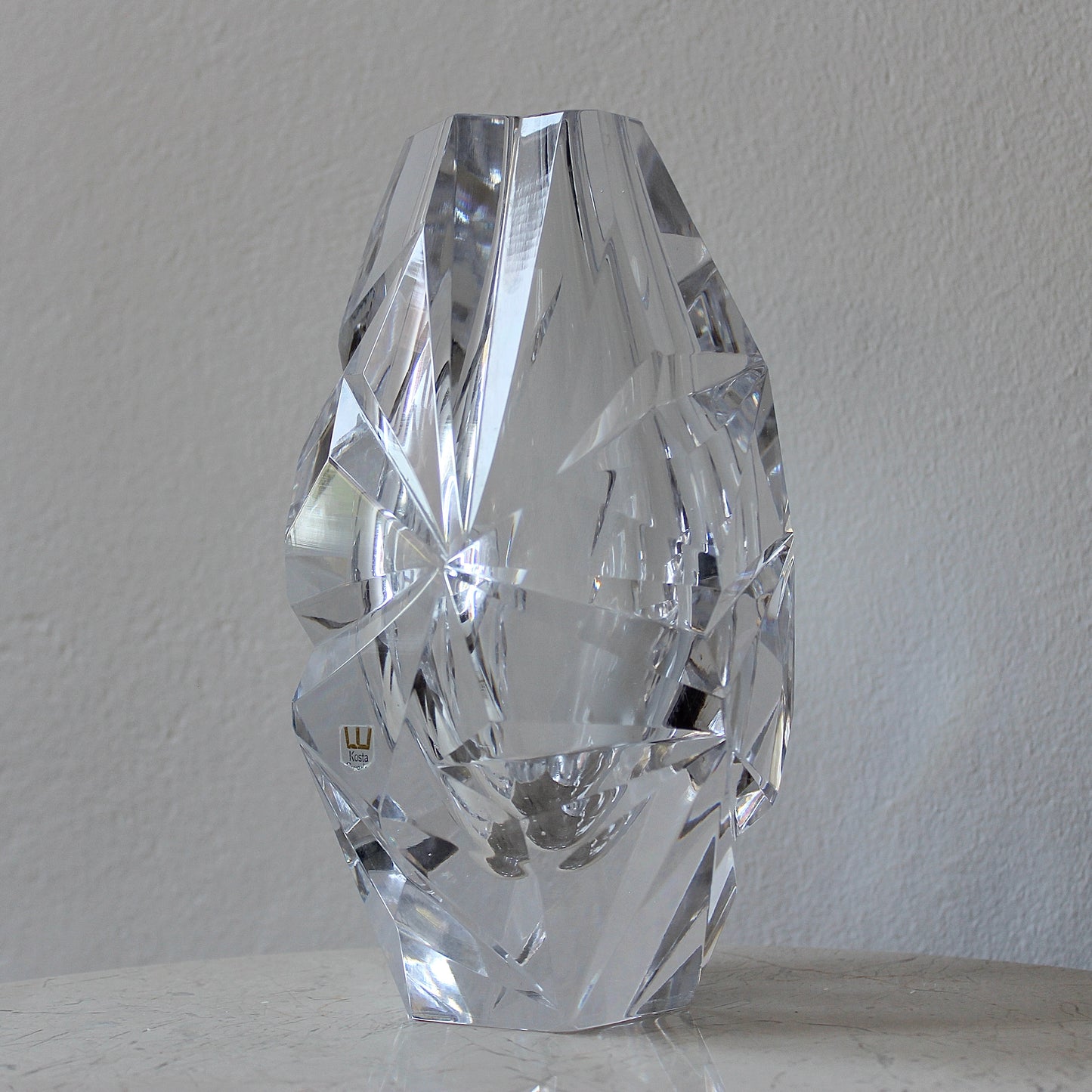 Vicke Lindstrand Vase