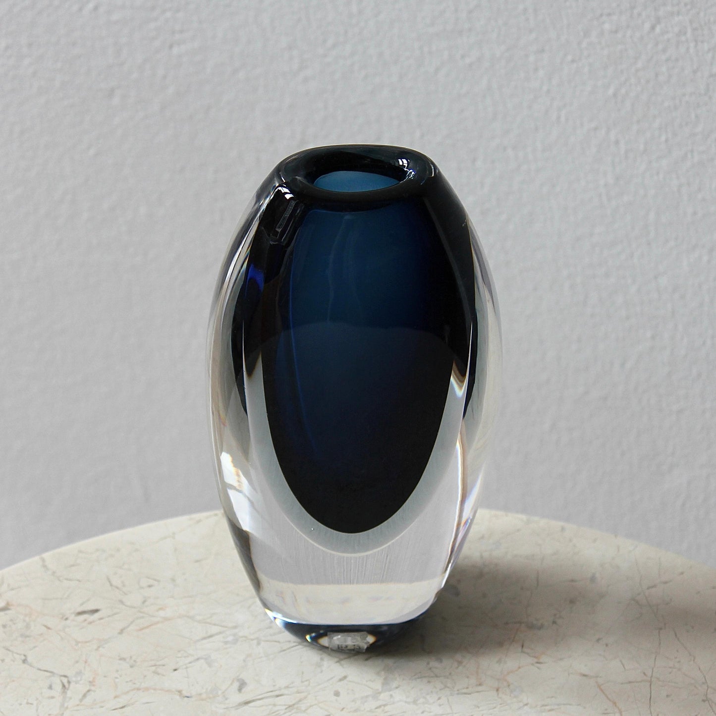 Vicke Lindstrand Vase
