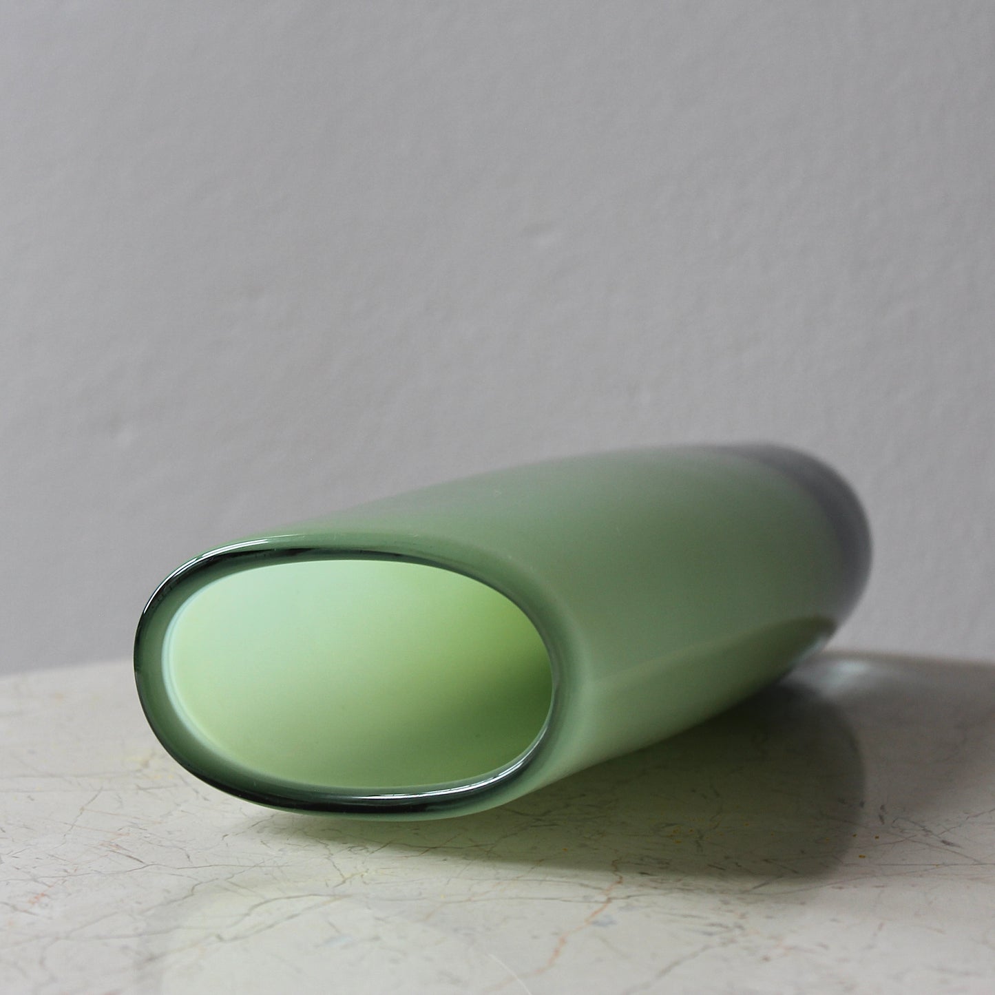 Vicke Lindstrand Vase