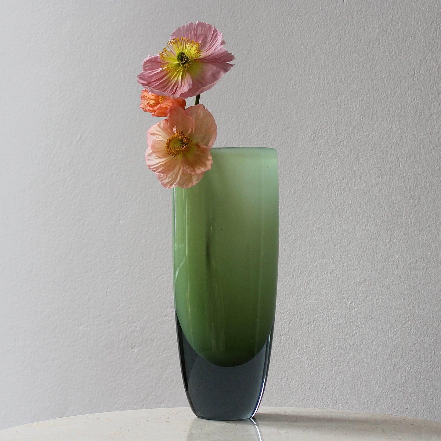 Vicke Lindstrand Vase