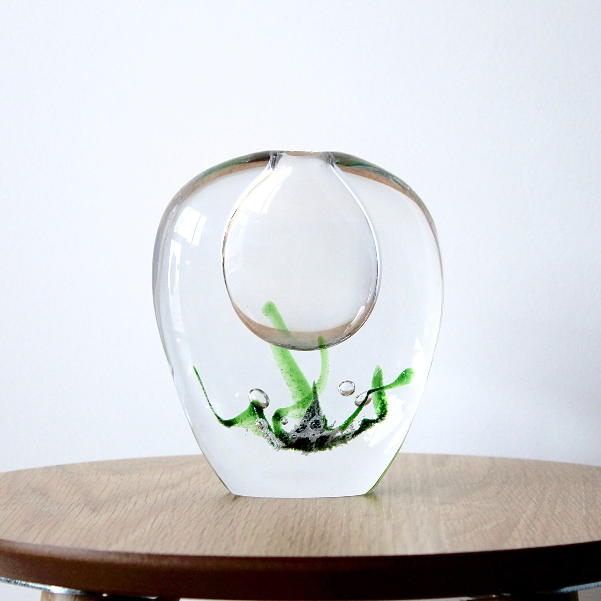 Vicke Lindstrand Vase