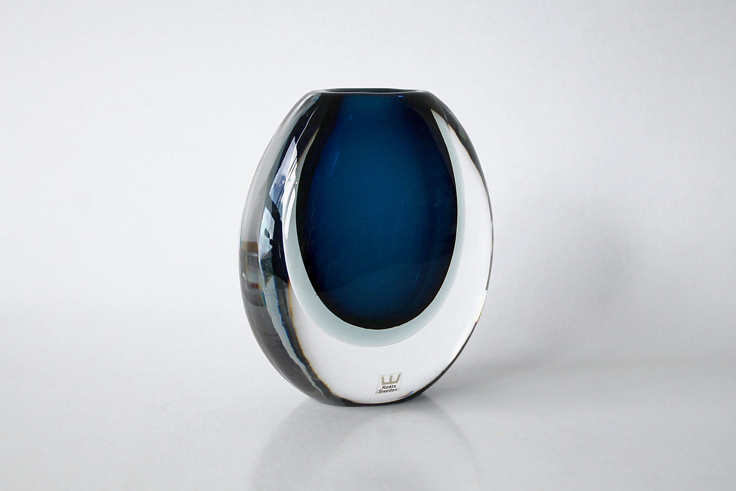 Vicke Lindstrand Vase