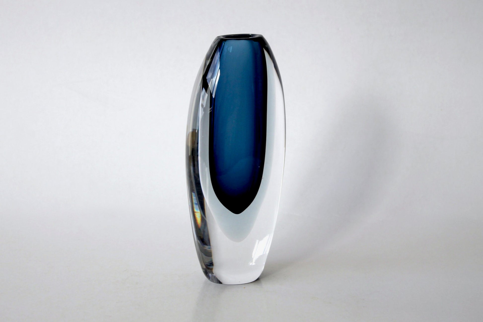 Vicke Lindstrand Vase