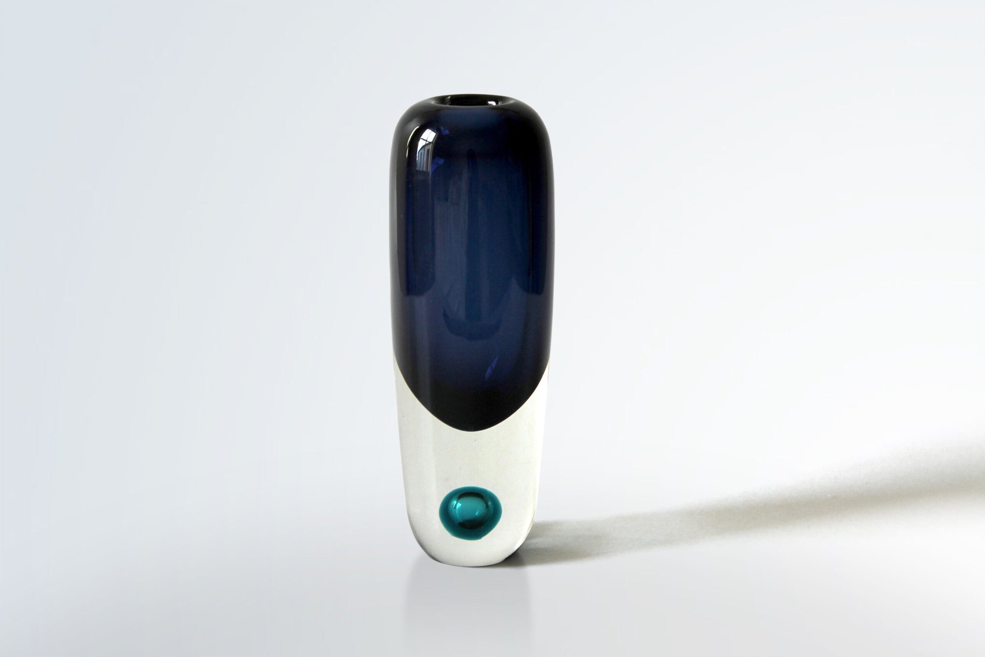 Saara Hopea Vase