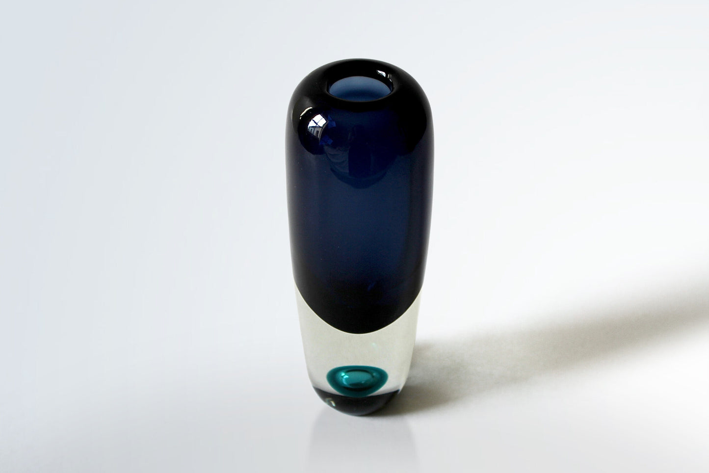 Saara Hopea Vase