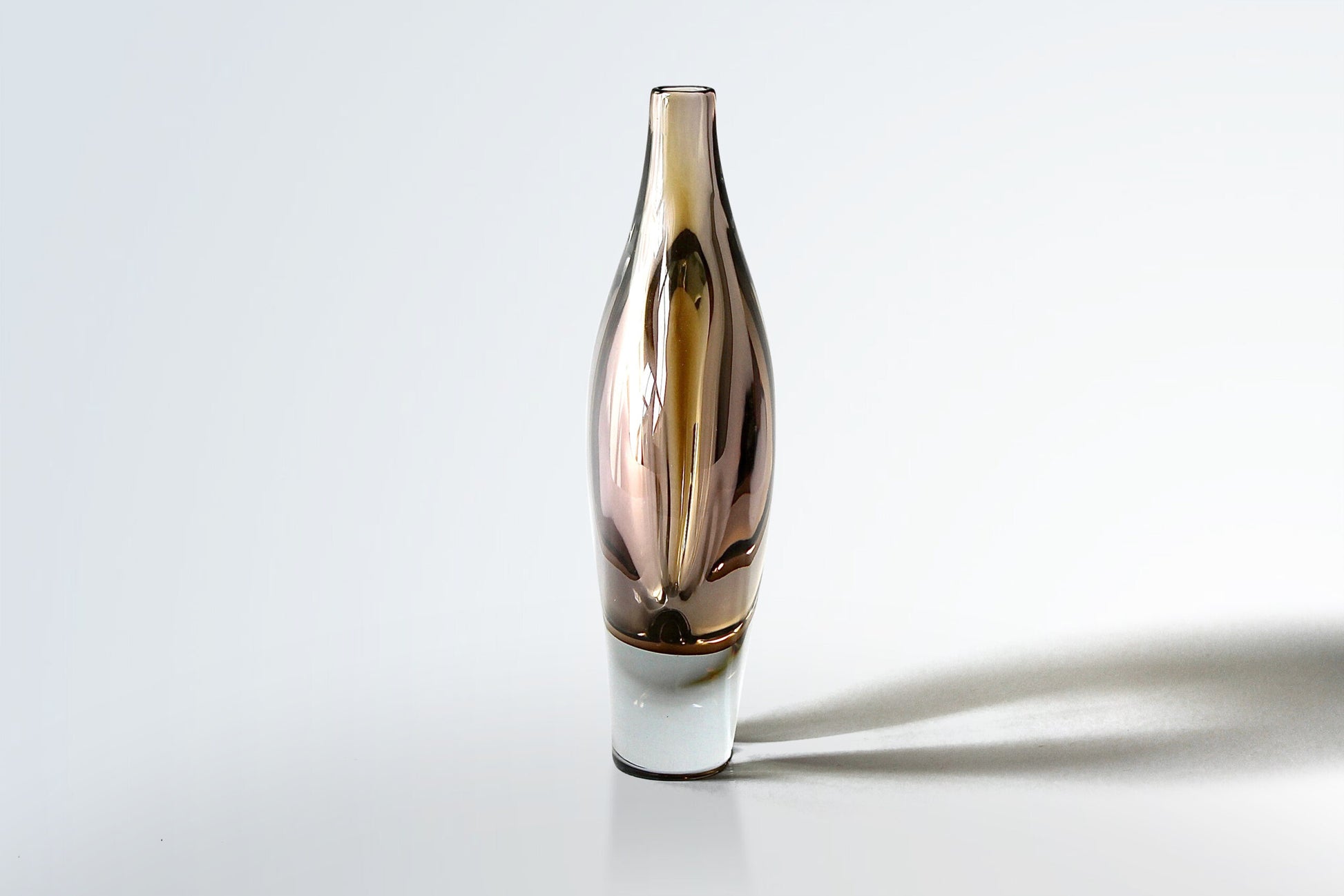 GUNNAR NYLUND VASE