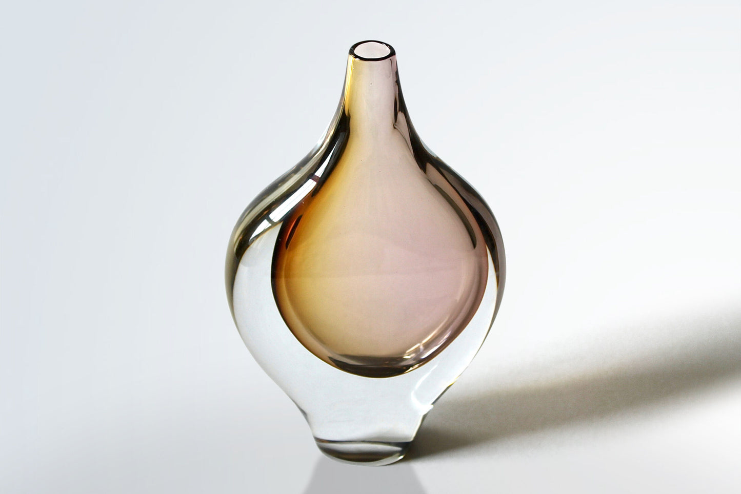 GUNNAR NYLUND VASE