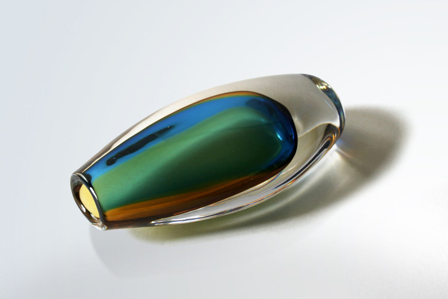 Vicke Lindstrand Vase