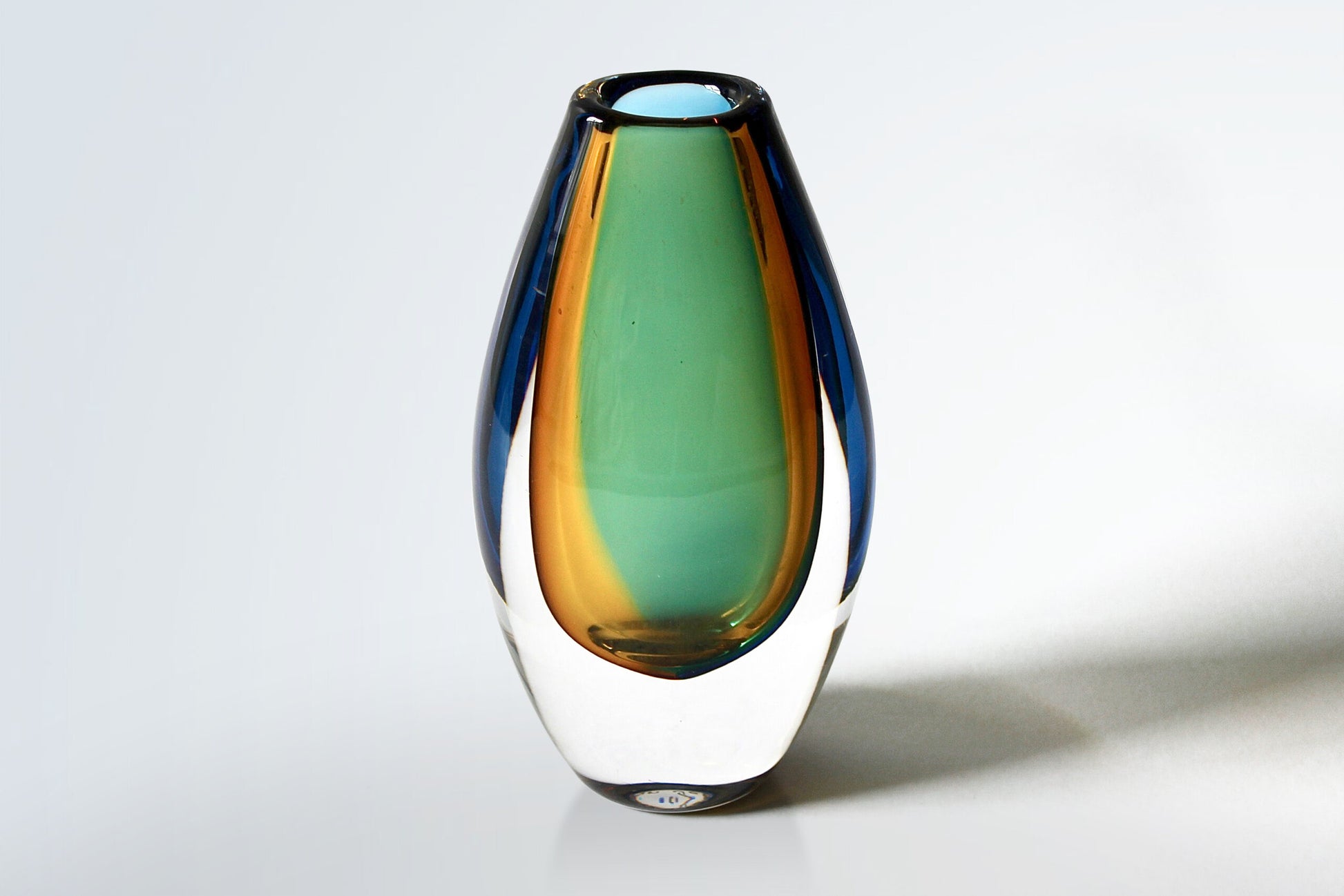 Vicke Lindstrand Vase