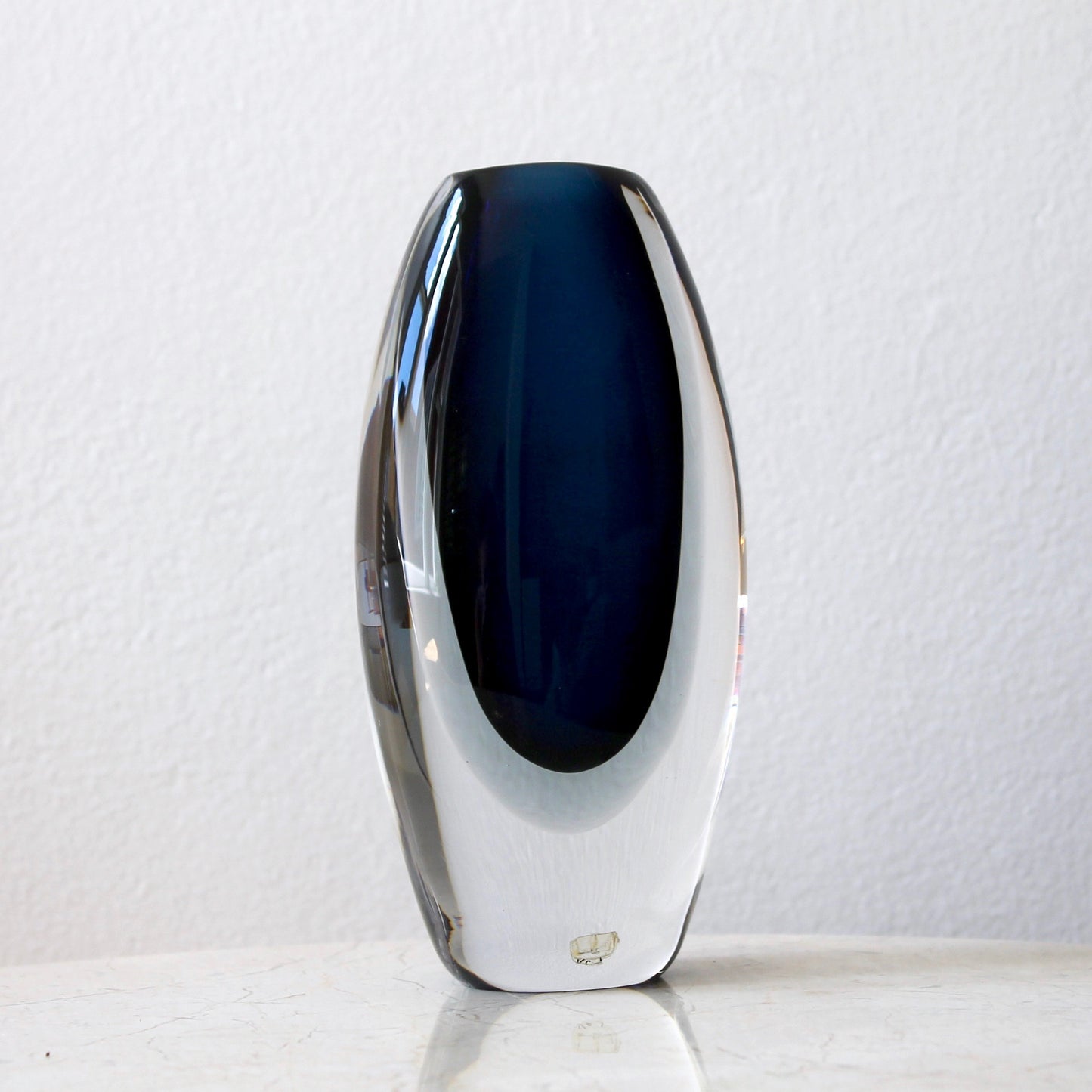 Vicke Lindstrand Vase