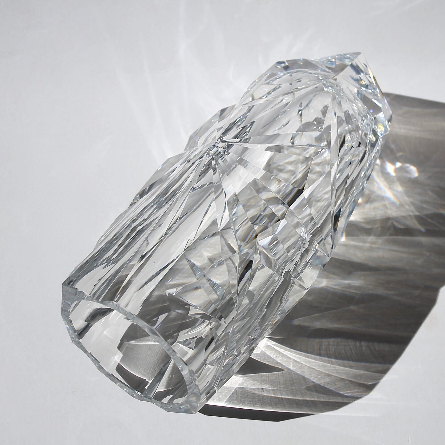 Vicke Lindstrand Vase