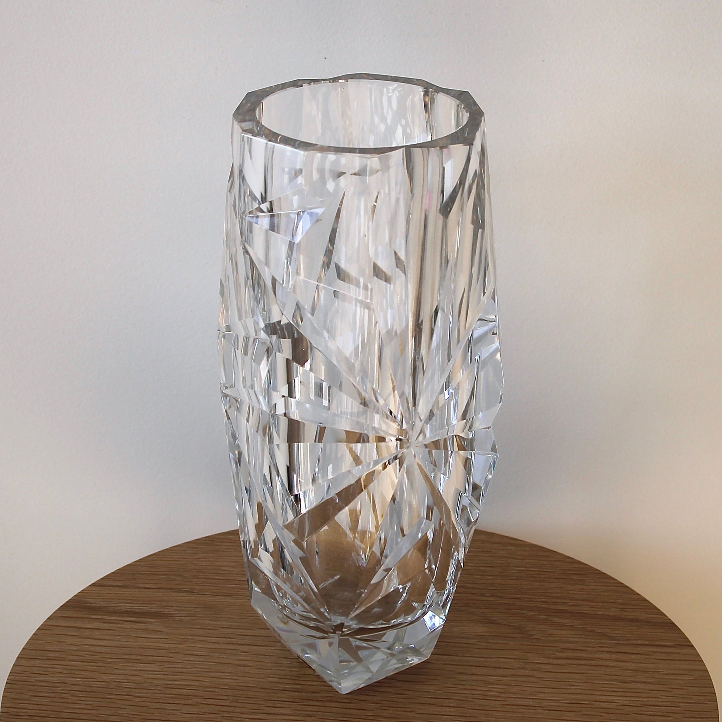 Vicke Lindstrand Vase