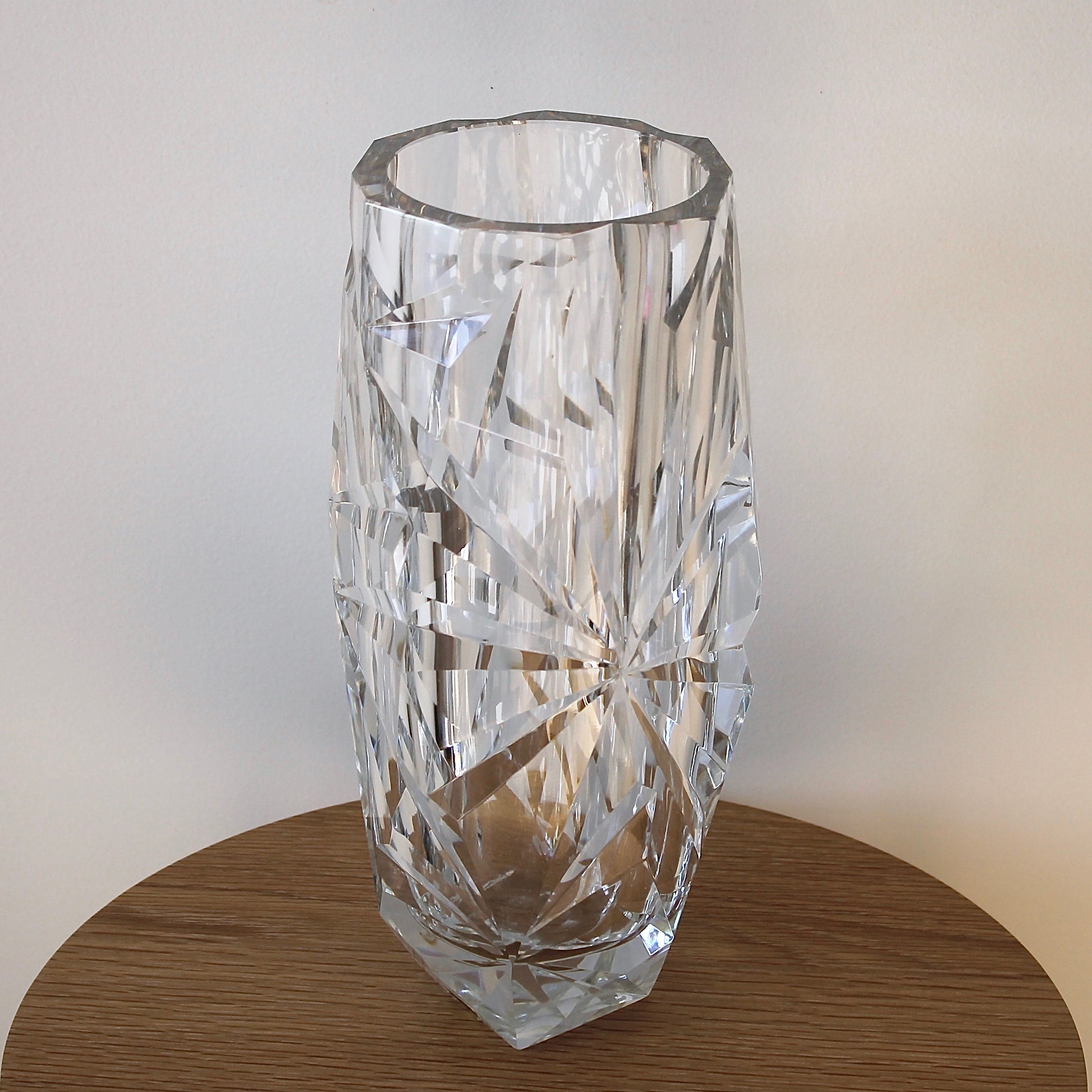 Vicke Lindstrand Vase