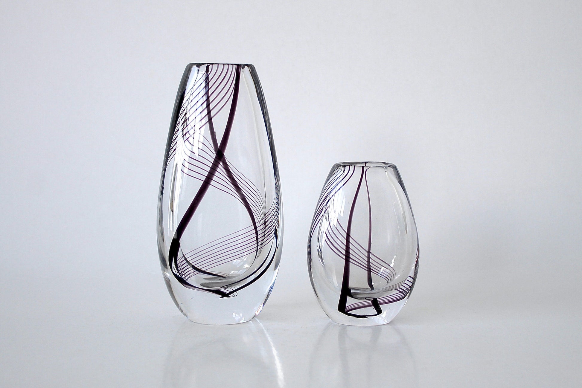 Vicke Lindstrand Vases