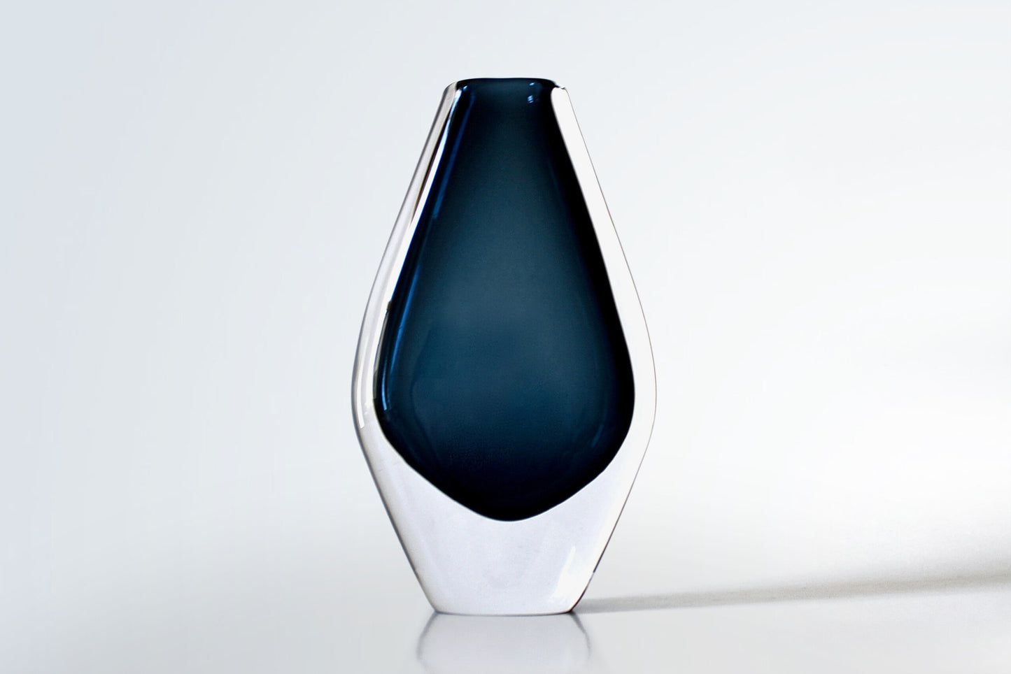 Nils Landberg Vase
