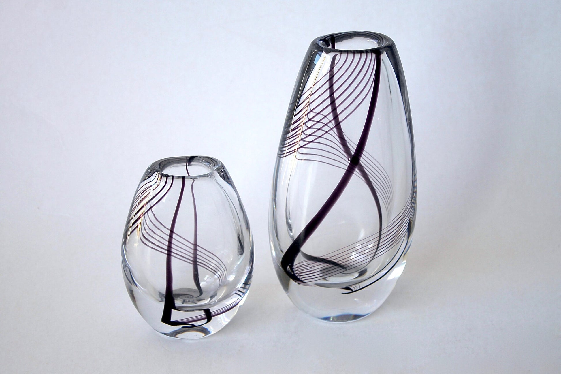 Vicke Lindstrand Vases