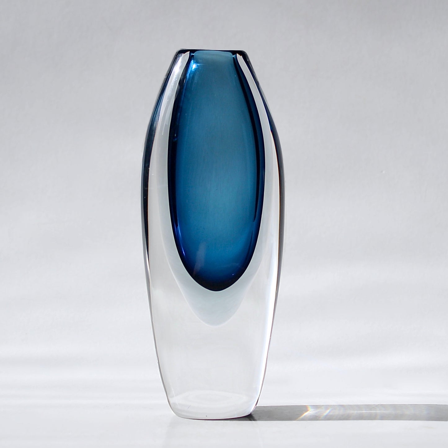 Vicke Lindstrand Vase