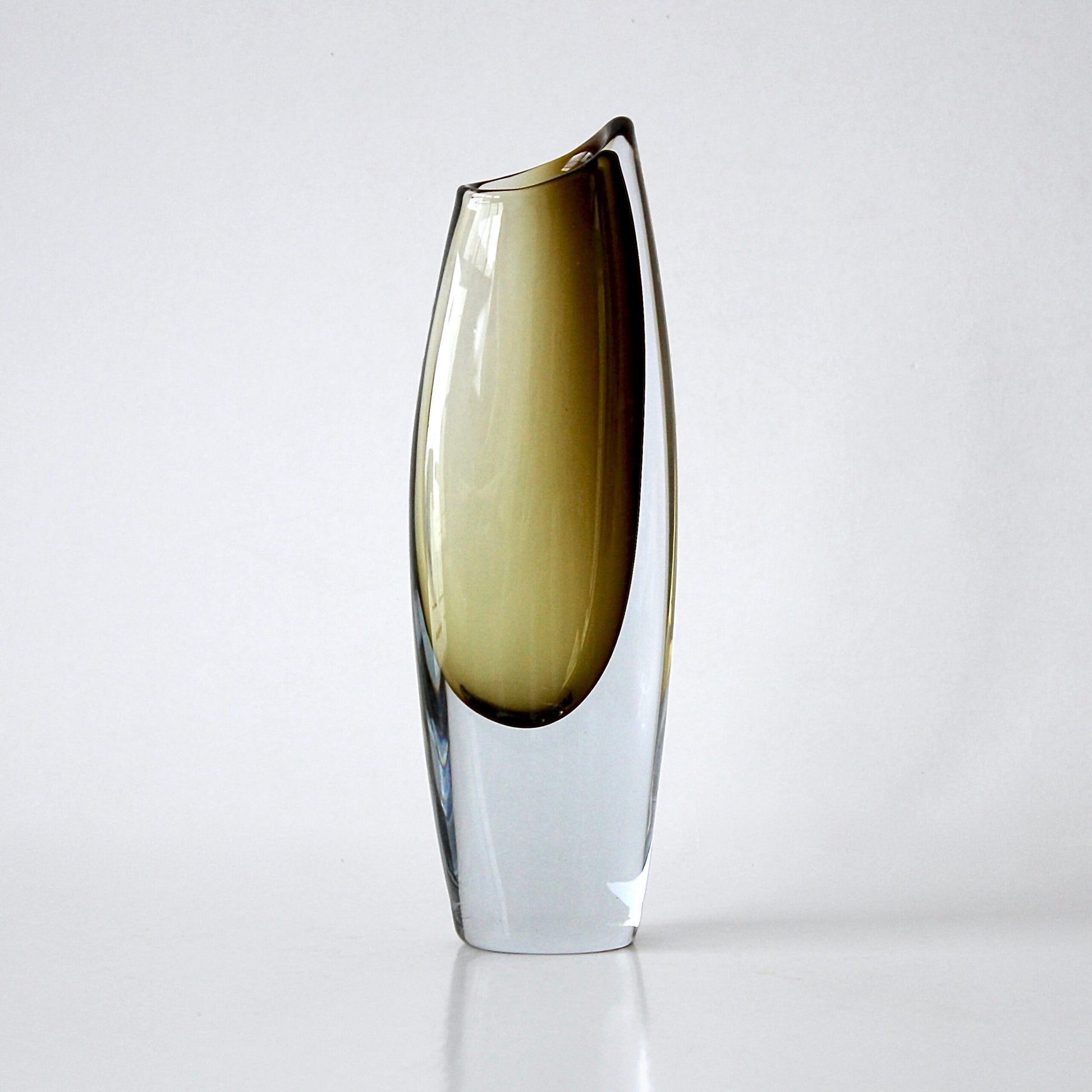 GUNNAR NYLUND VASE