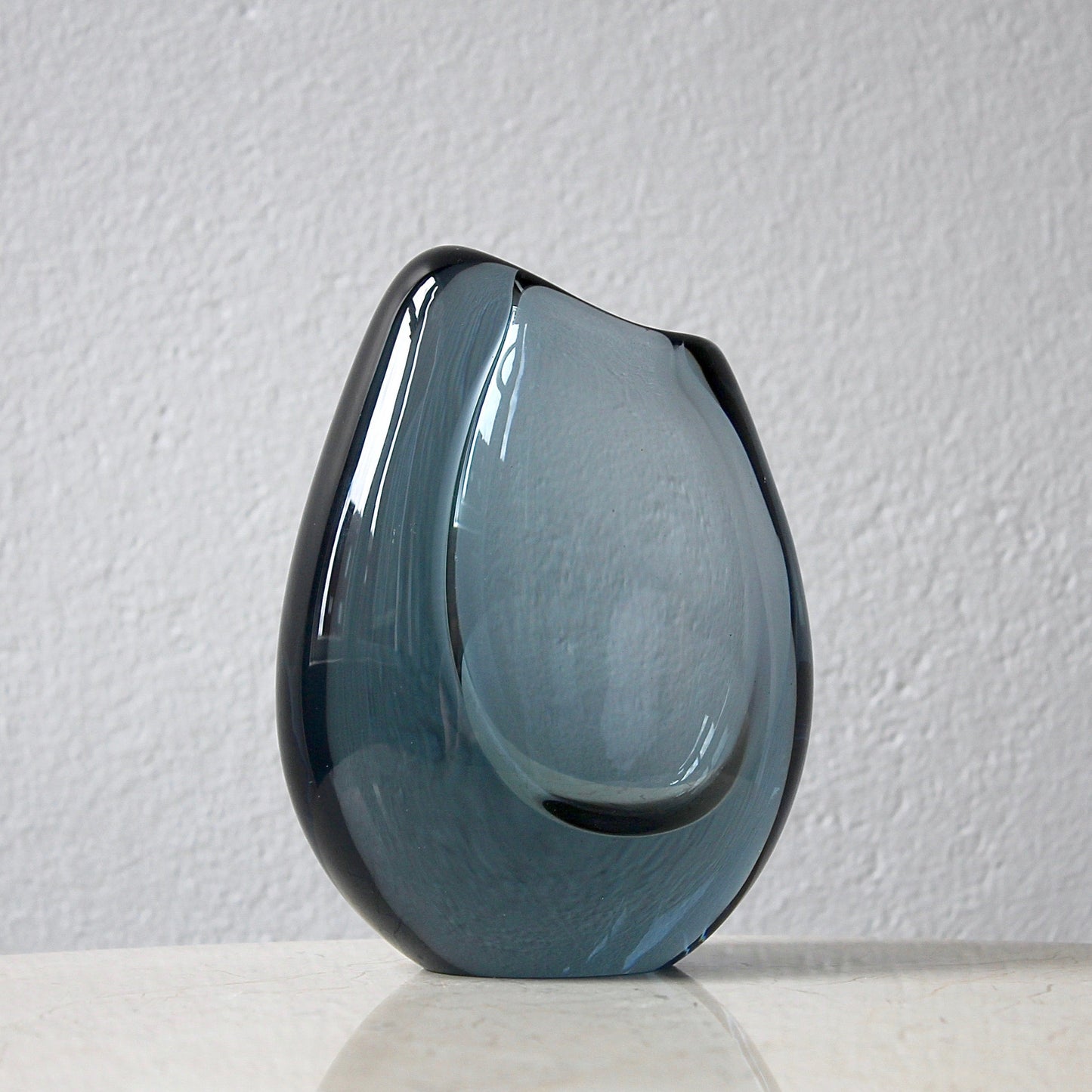 Vicke Lindstrand Vase