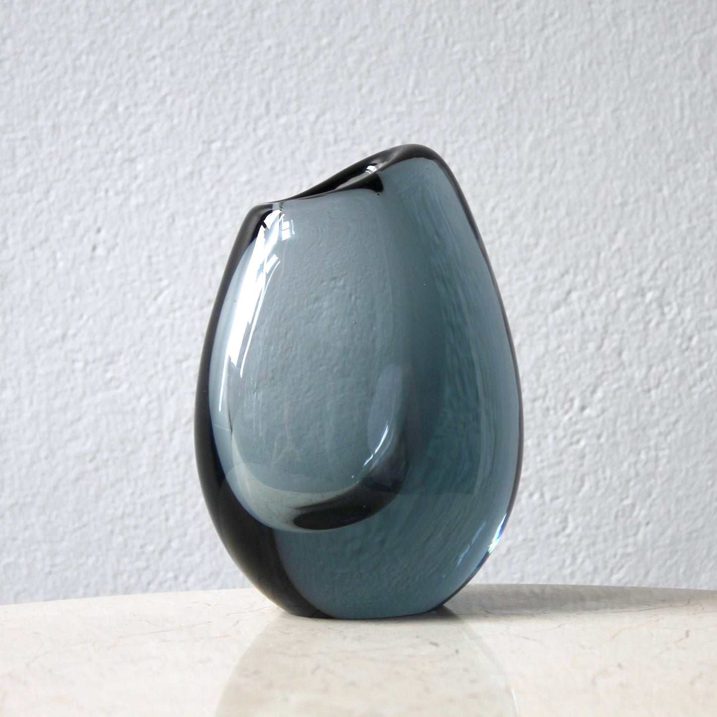 Vicke Lindstrand Vase