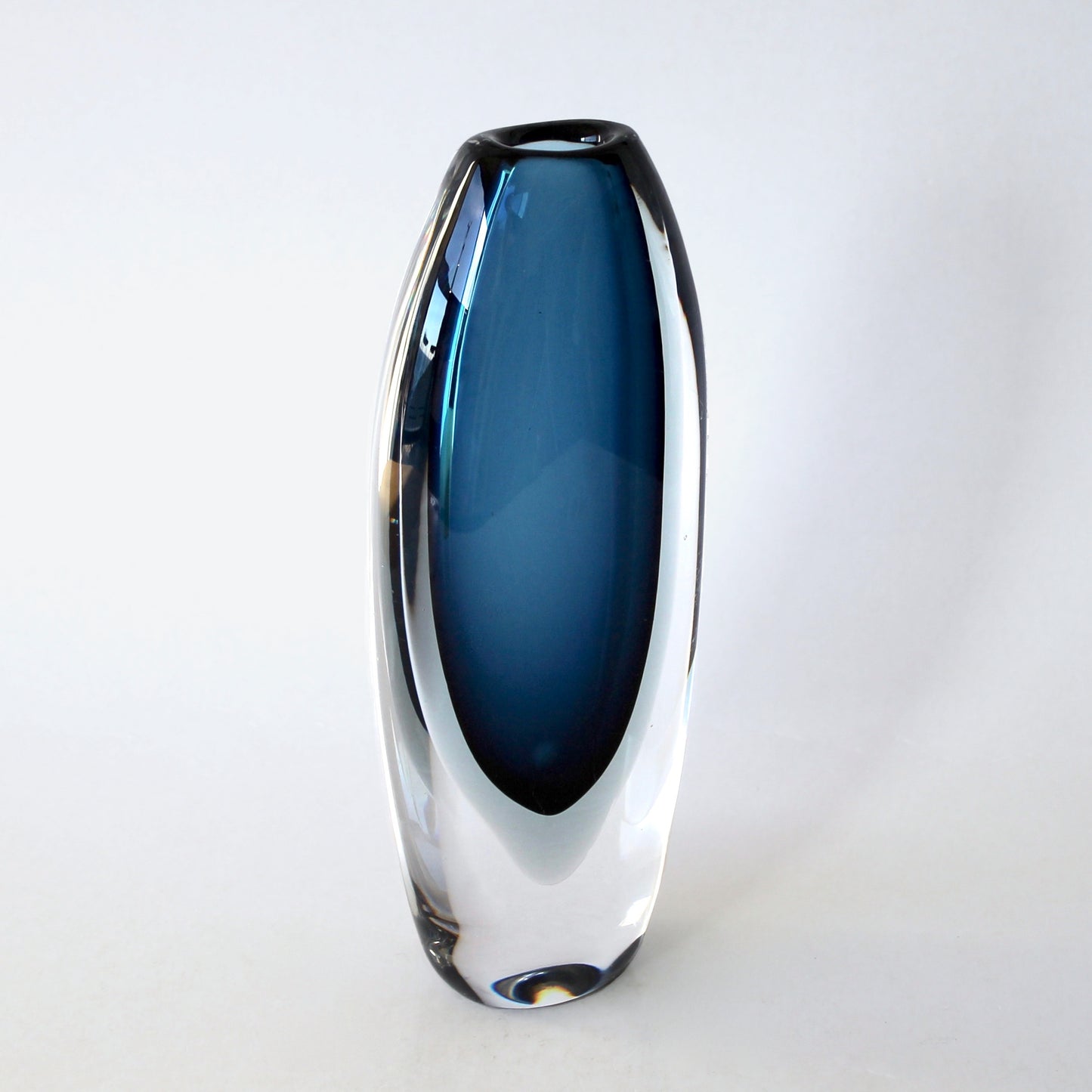 Vicke Lindstrand Vase