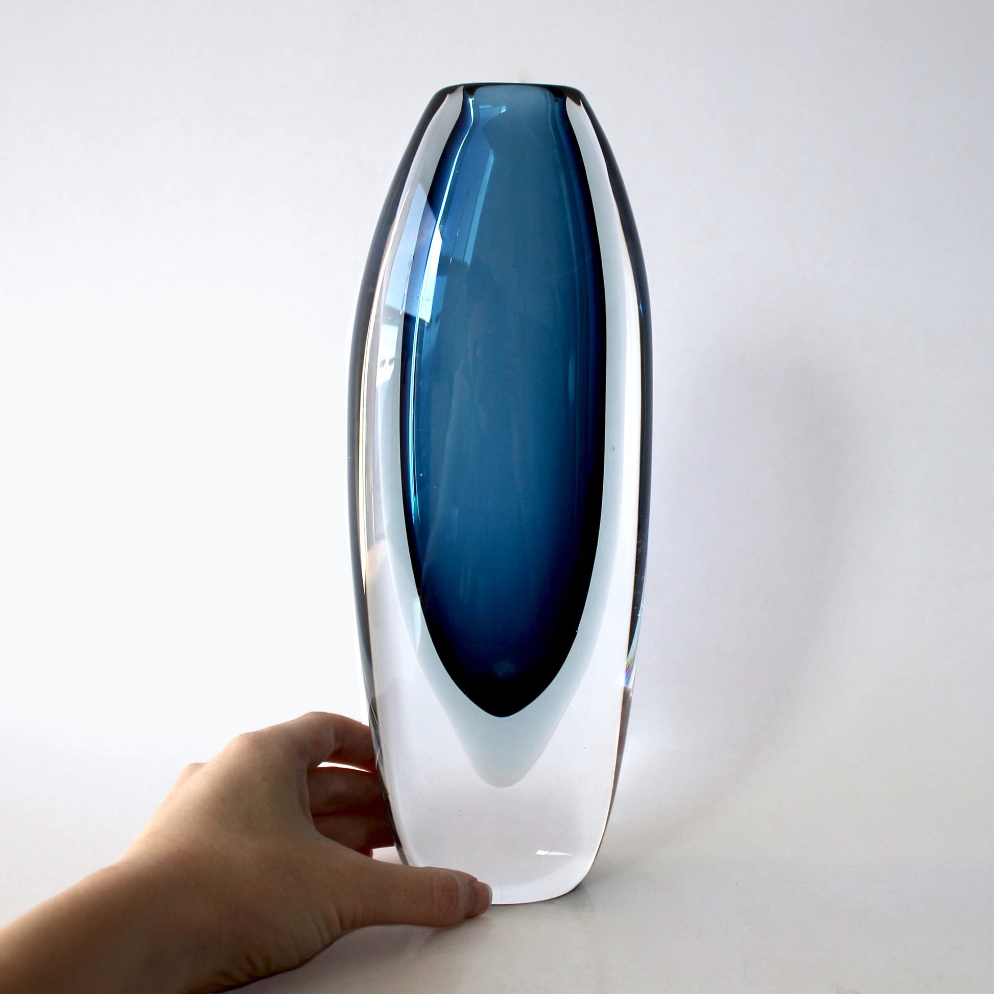 Vicke Lindstrand Vase