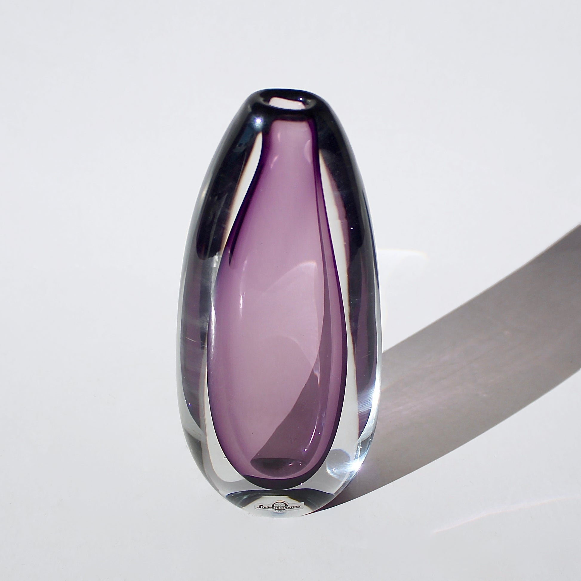 Asta Strömberg vase