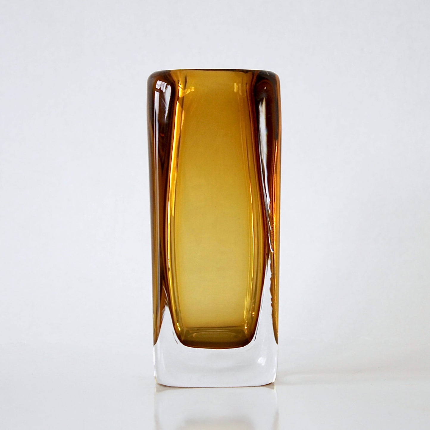 Vicke Lindstrand Vase