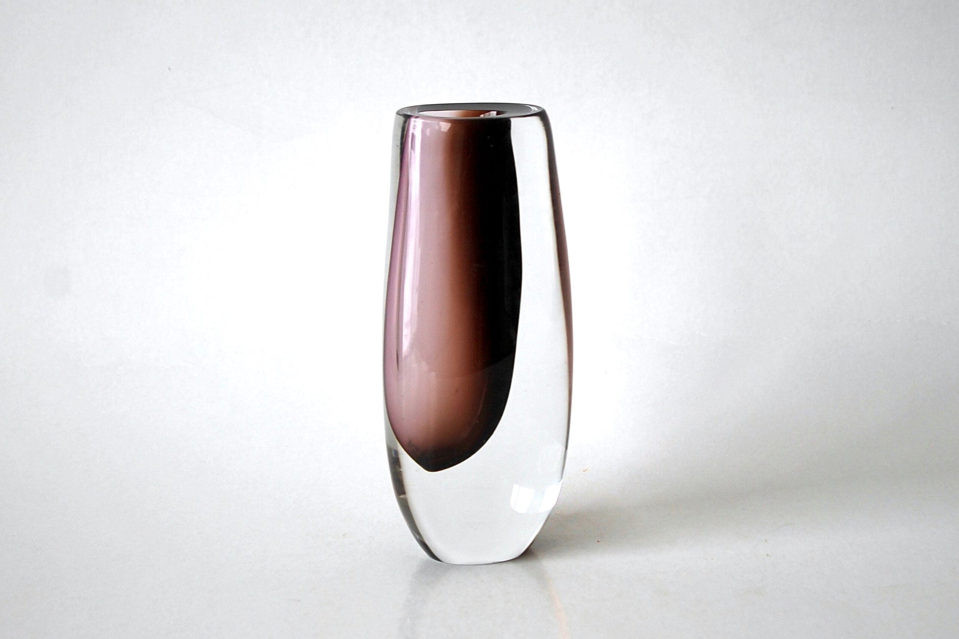 Vicke Lindstrand Vase