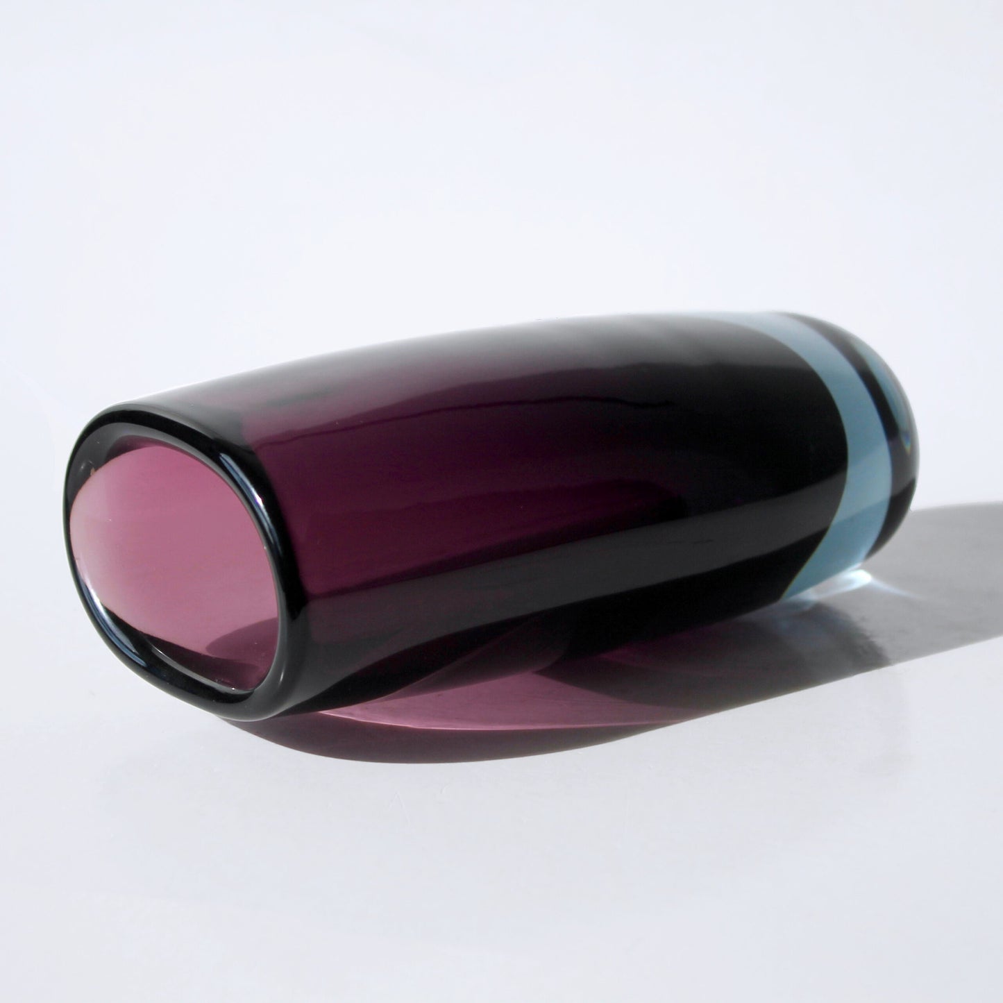 Vicke Lindstrand Vase