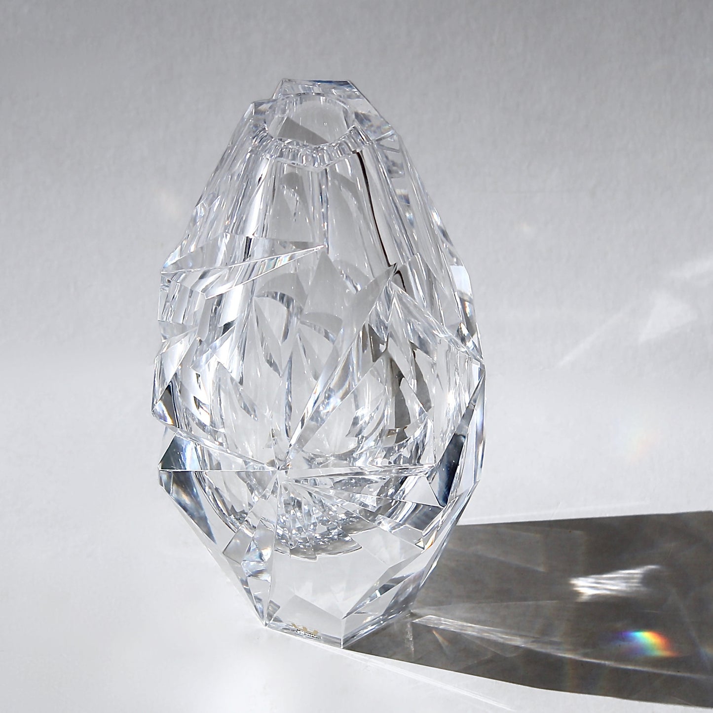 Vicke Lindstrand Vase