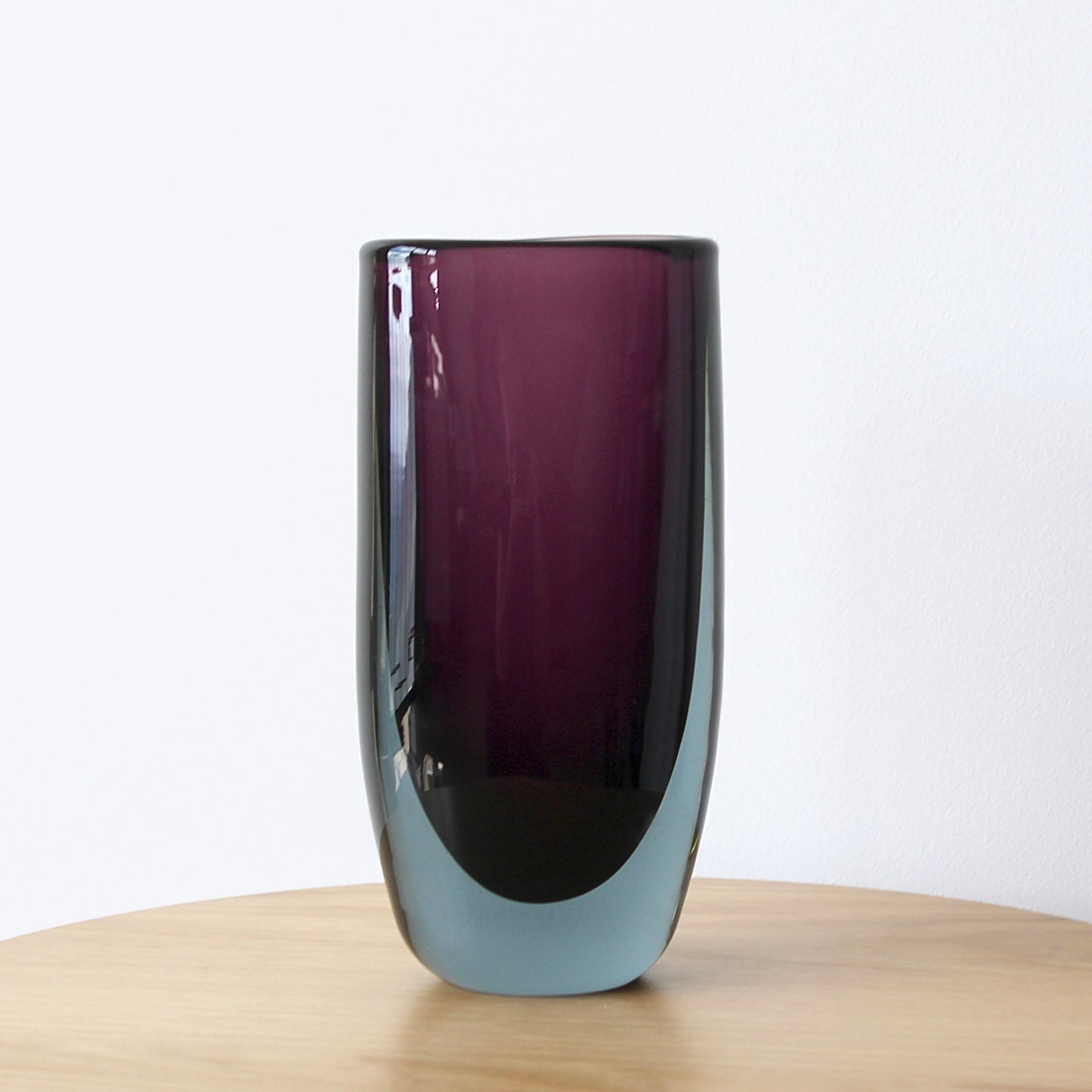 Vicke Lindstrand Vase