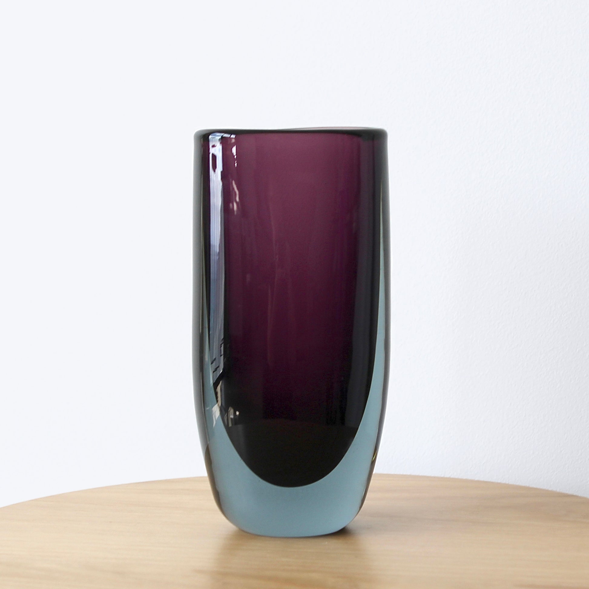 Vicke Lindstrand Vase