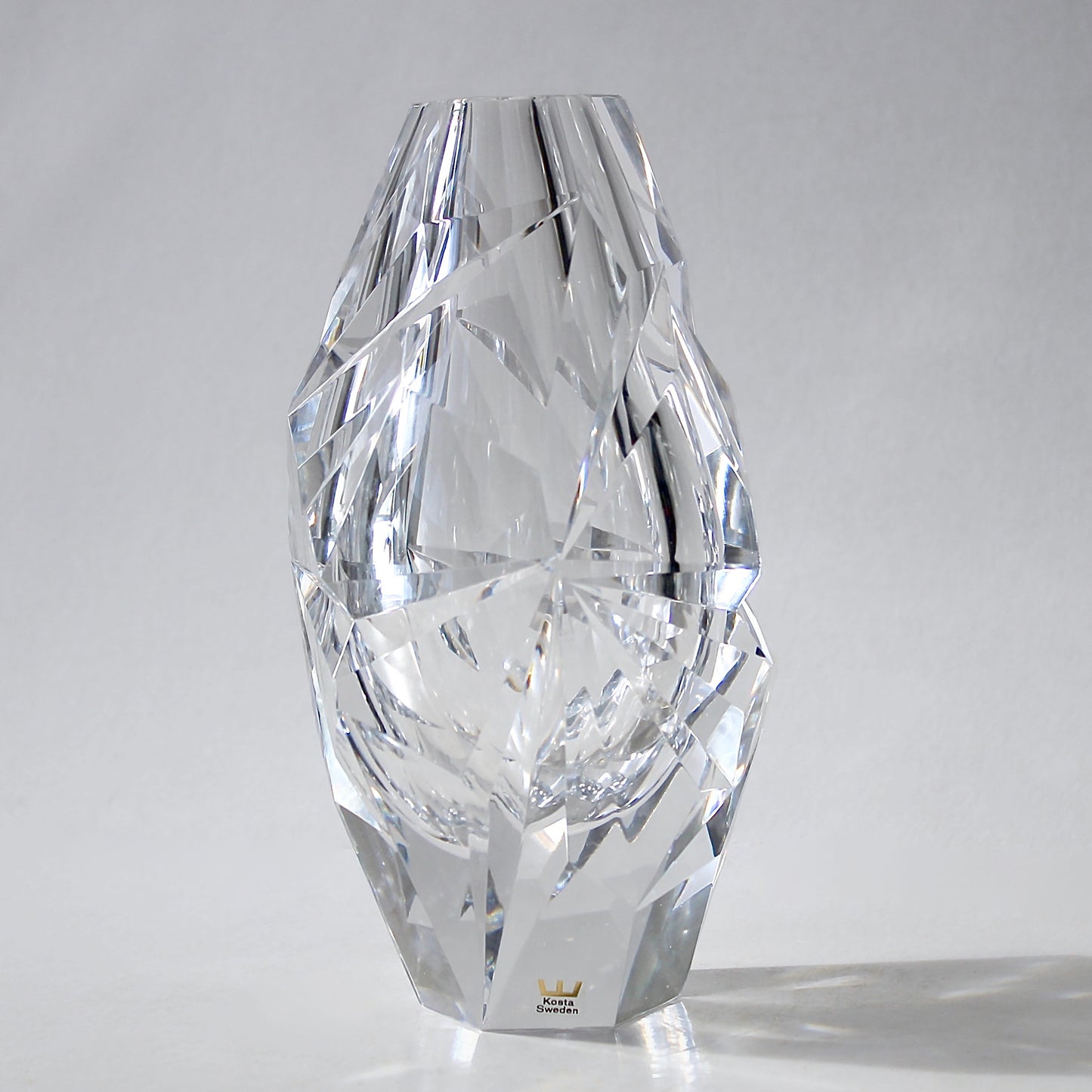 Vicke Lindstrand Vase
