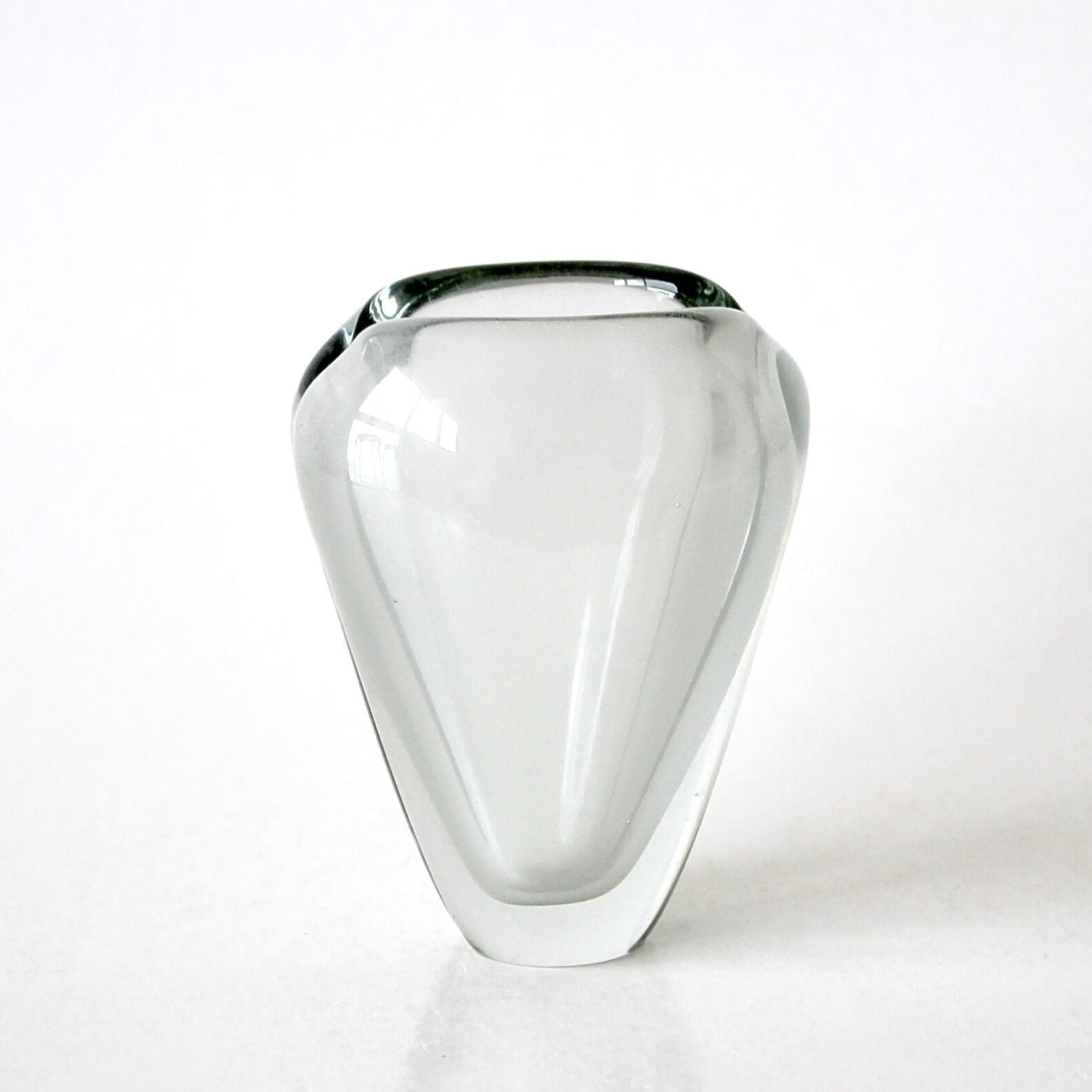 Kaj Franck Vase