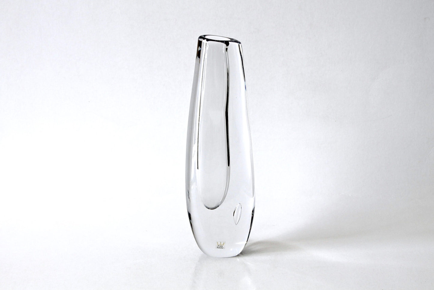Vicke Lindstrand Vase