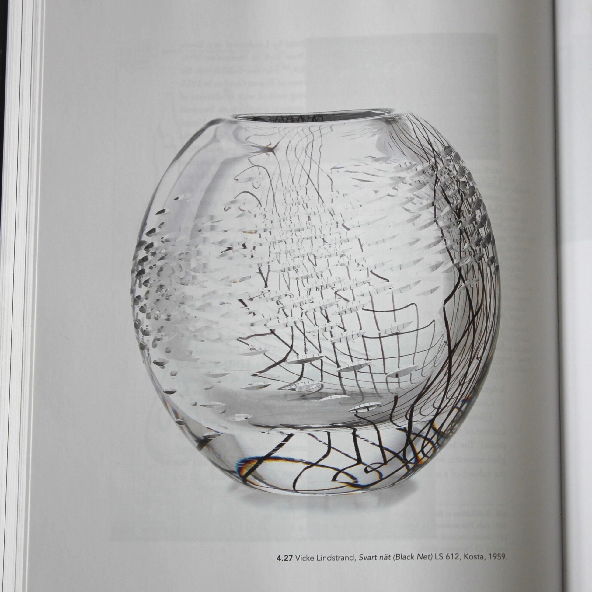 Vicke Lindstrand Vase