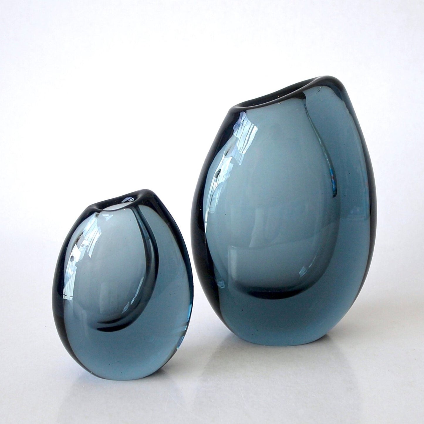 Vicke Lindstrand Vase