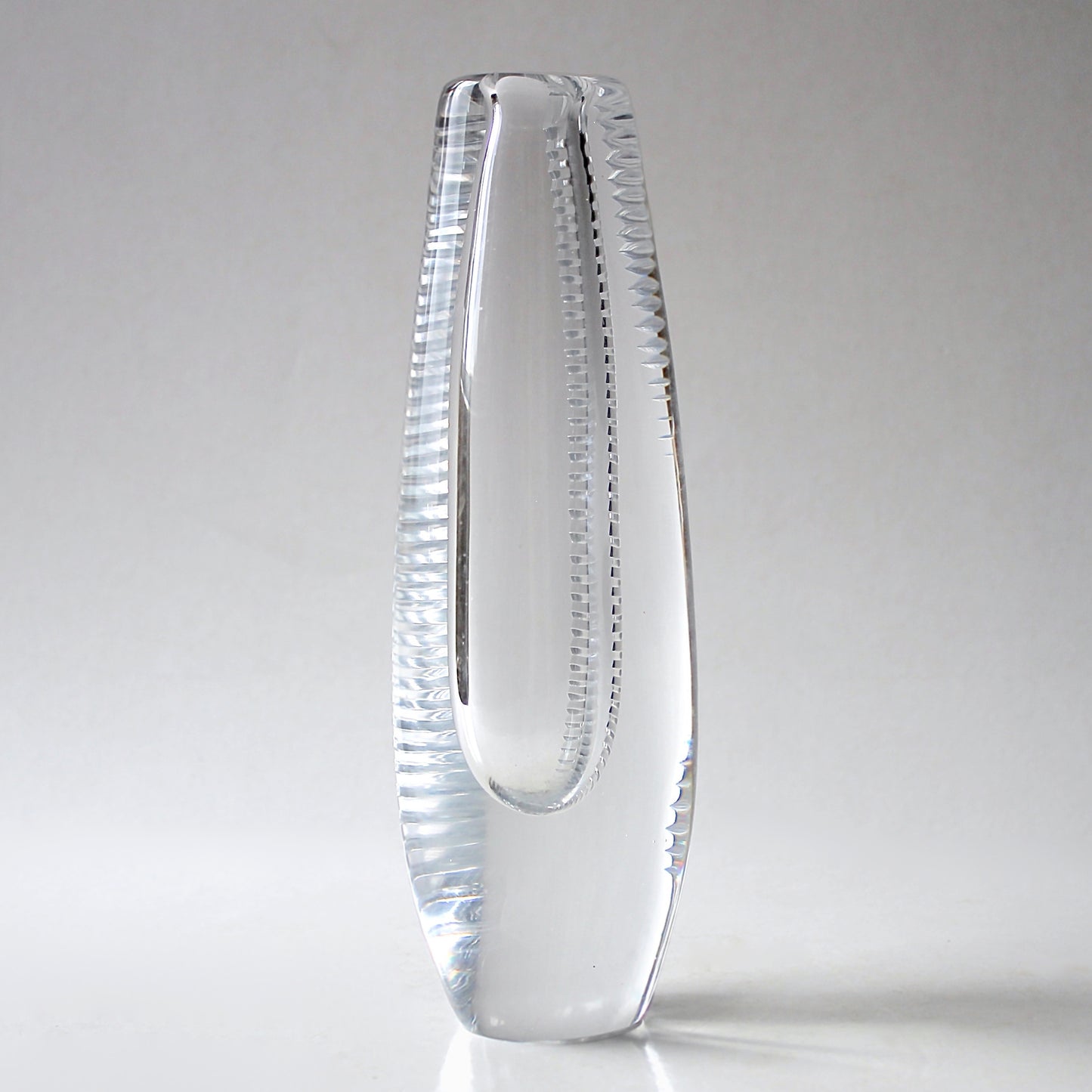 Vicke Lindstrand Vase