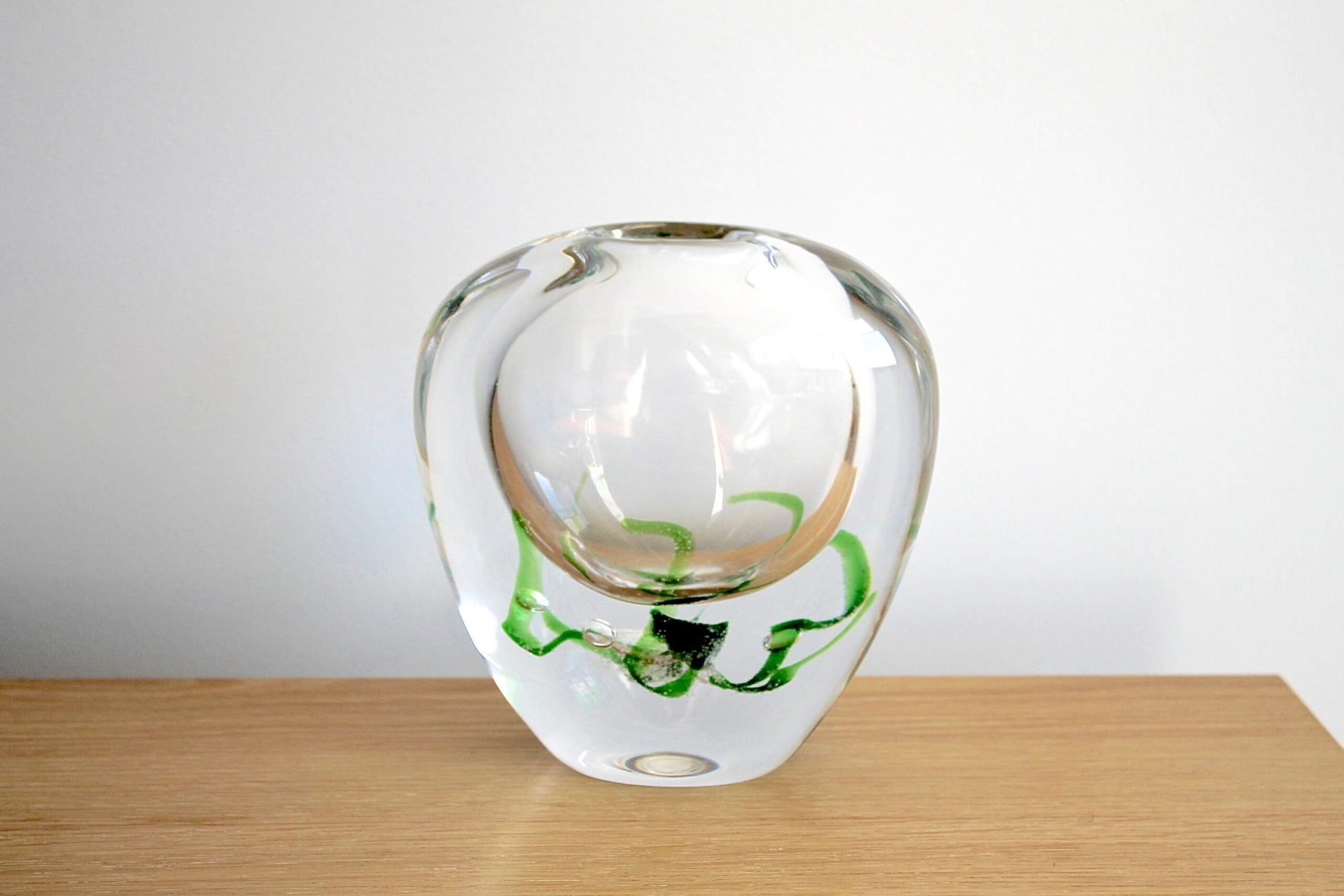 Vicke Lindstrand Vase