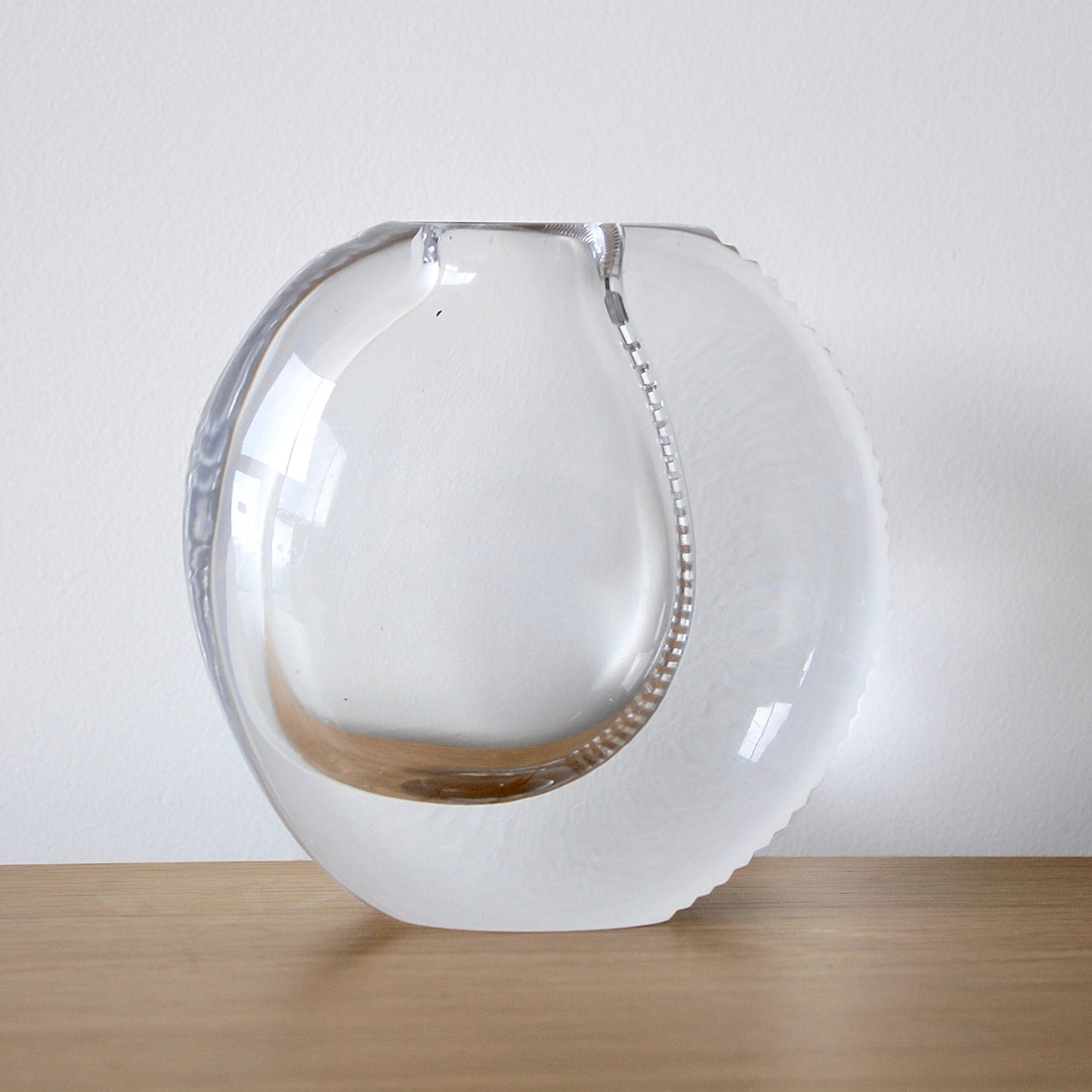 Vicke Lindstrand Vase