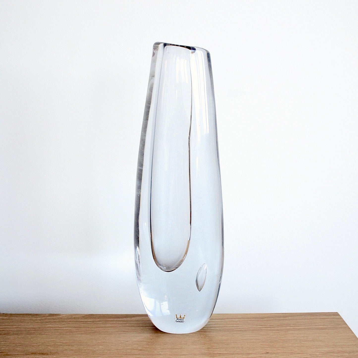 Vicke Lindstrand Vase