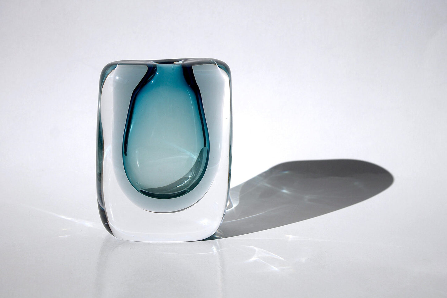 Vicke Lindstrand Vase