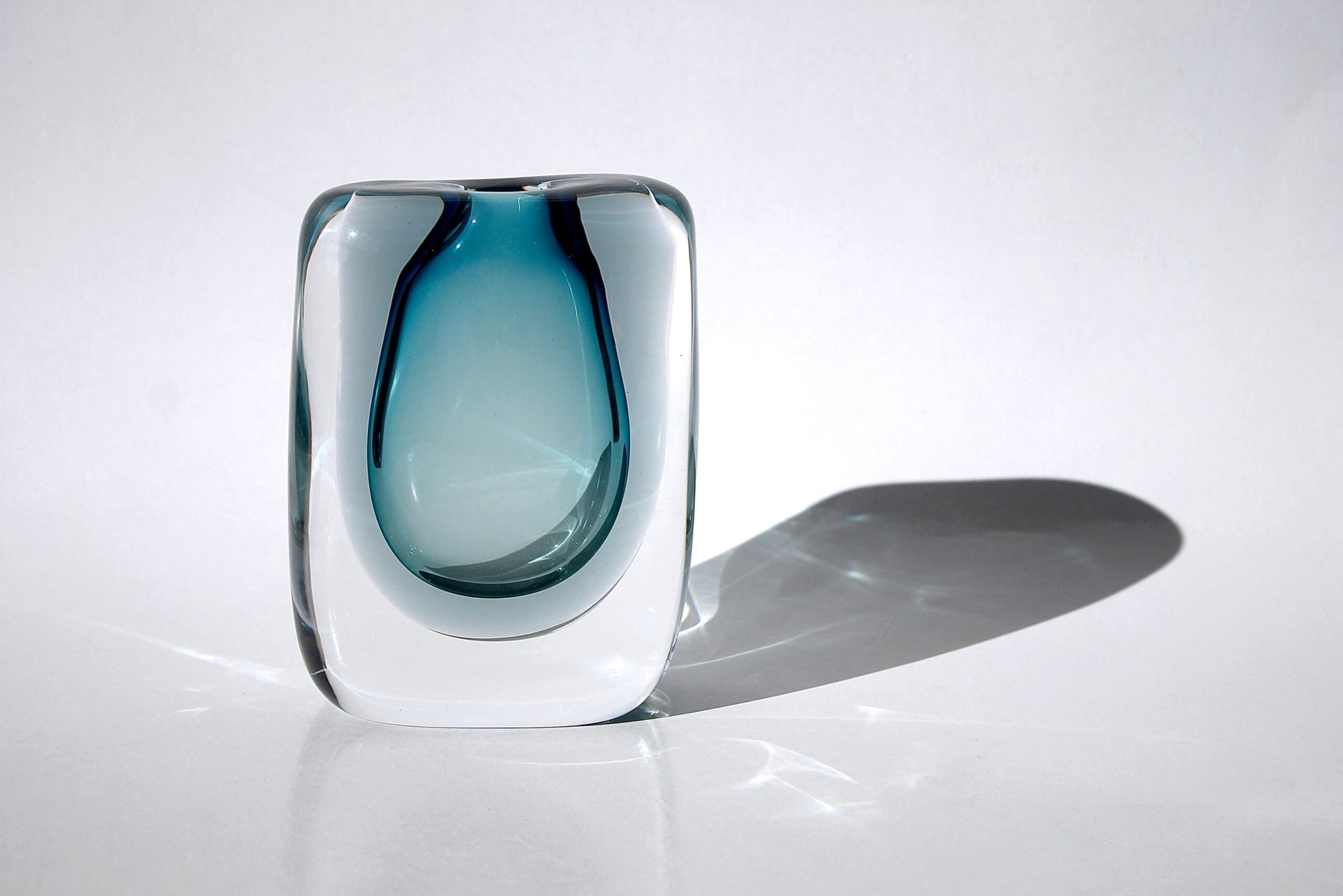 Vicke Lindstrand Vase